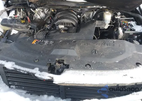 2017 Chevrolet Tahoe Premier z USA, uszkodzony, nr VIN 1GNSKCKC2HR251306